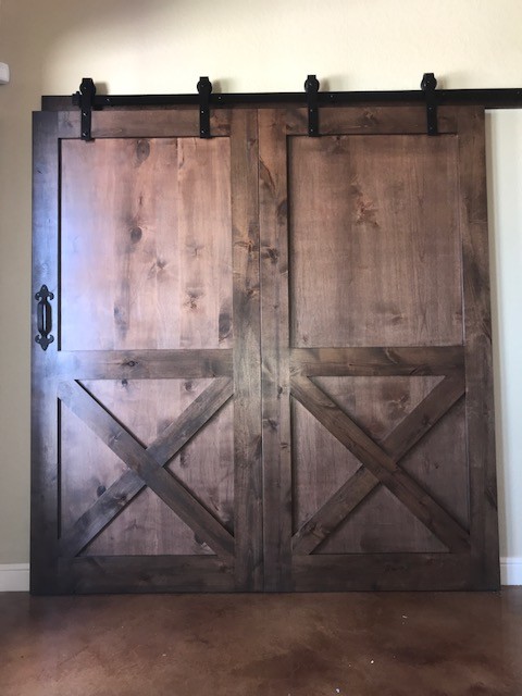 Home design - rustic home design idea in Austin