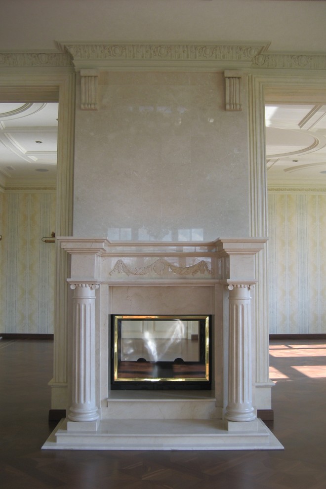 Двусторонний камин Господина У.