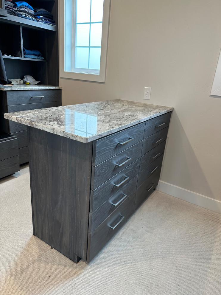 Kissing Camels Custom Closet Cabinets