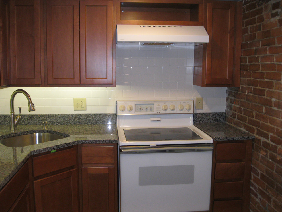 Transitional home design photo in Boston