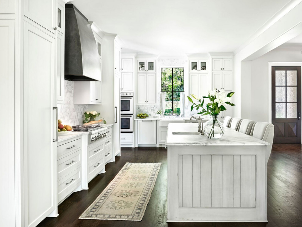 This is an example of a beach style kitchen in Nashville.