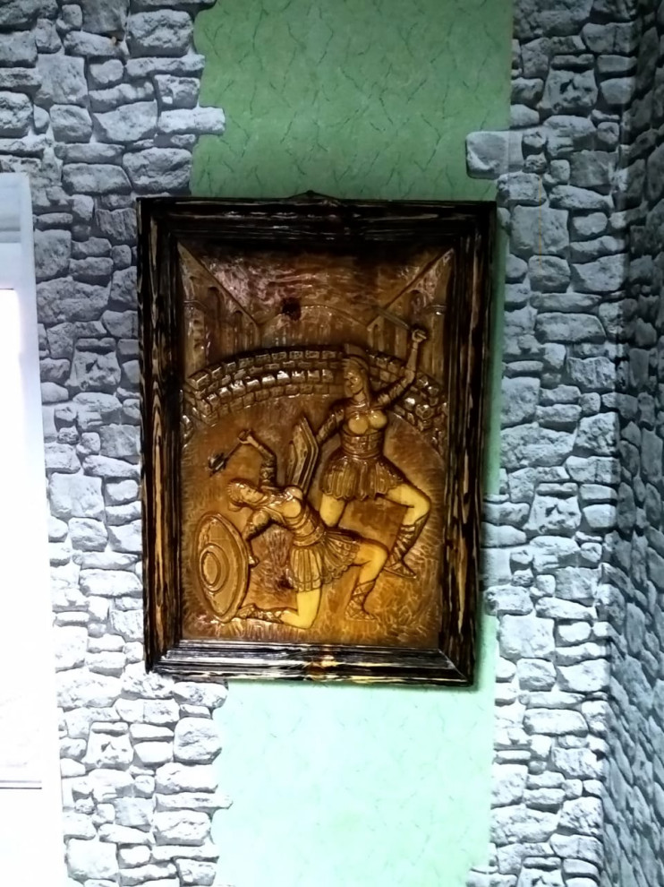 Брашированная мебель из массива