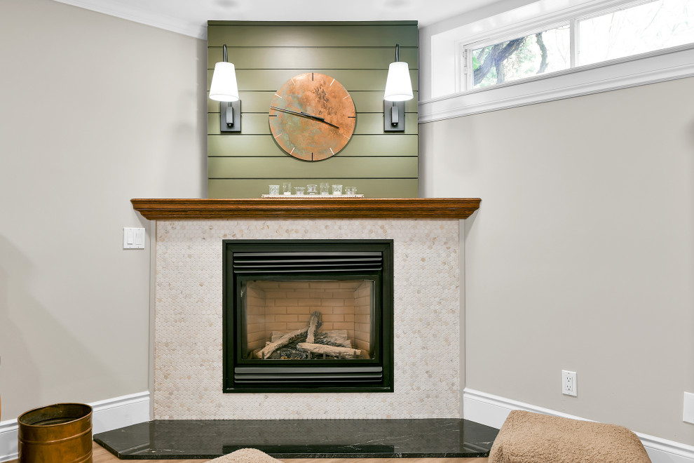 BOLD BESPOKE BASEMENT BAR