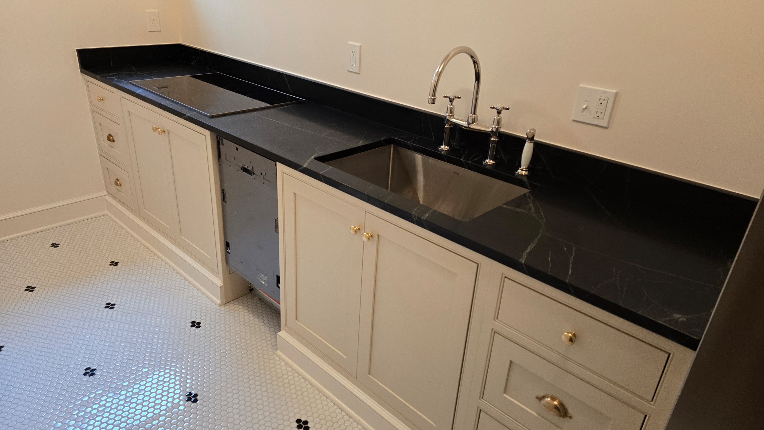 Extensive Home Renovation-Magnolia