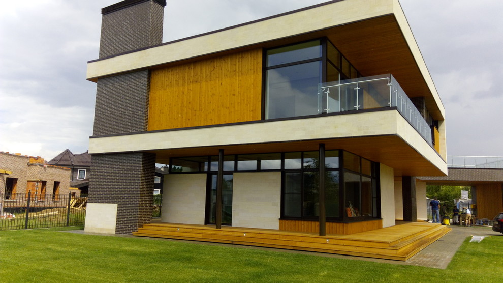 Строительство коттеджа и его отделка