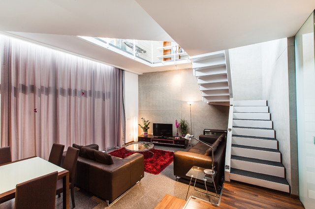 Apartment 702 contemporary-vardagsrum