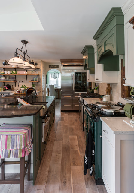 English Farmhouse Kitchen Unfitted British Country Kitchen