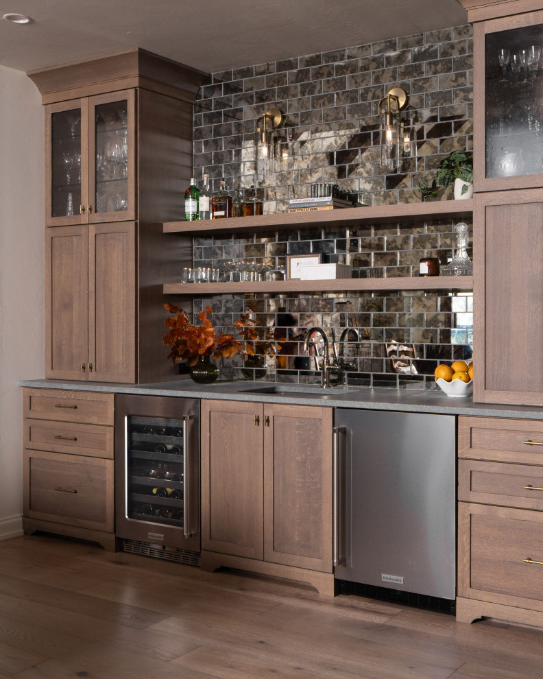 Home bar - coastal home bar idea in Milwaukee