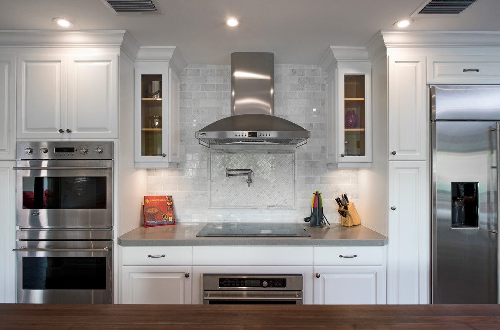 Inspiration for a transitional kitchen remodel in Miami