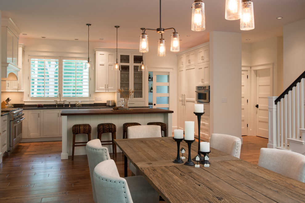 Mid-sized transitional dining room photo in Boston