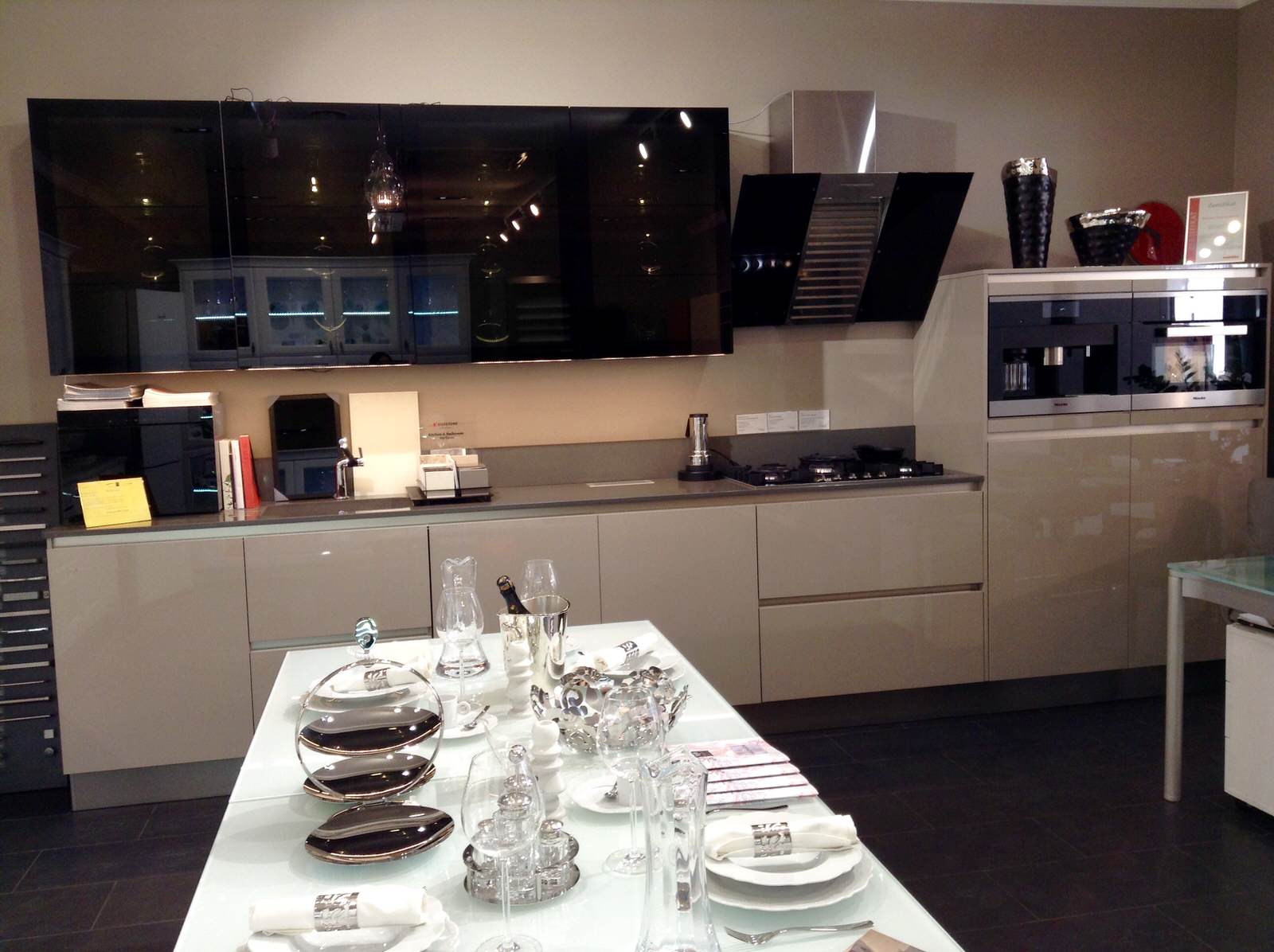 Распродажа  Немецкая кухня фабрики Ballerina Kuchen