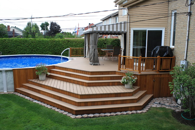 Traditional Deck - Traditional - Deck - Montreal