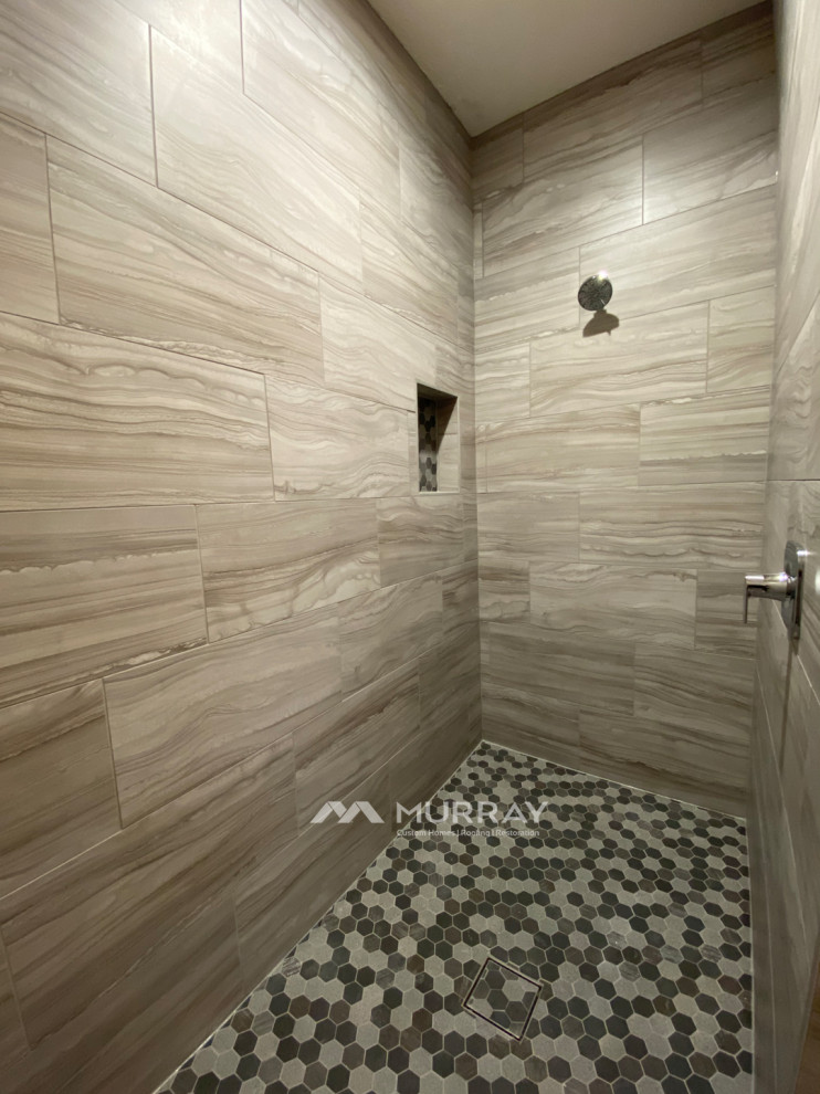 Bathroom - transitional bathroom idea