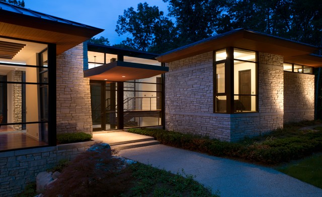 commerce 2 contemporary-fasad
