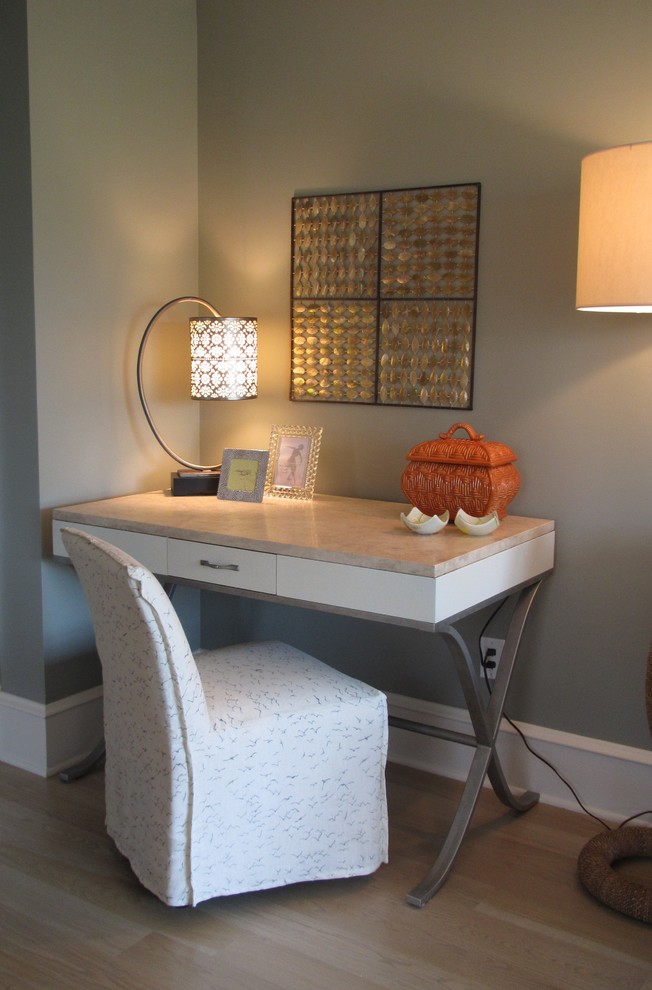 Home office - transitional home office idea in Baltimore