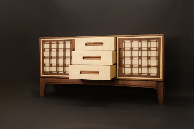 Decorative Walnut Sideboard retro-matplats