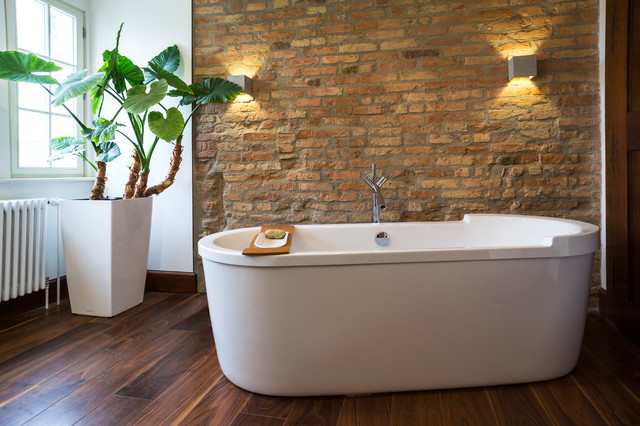 denkmalgesch&uuml;tzte Jugendstilvilla bathroom