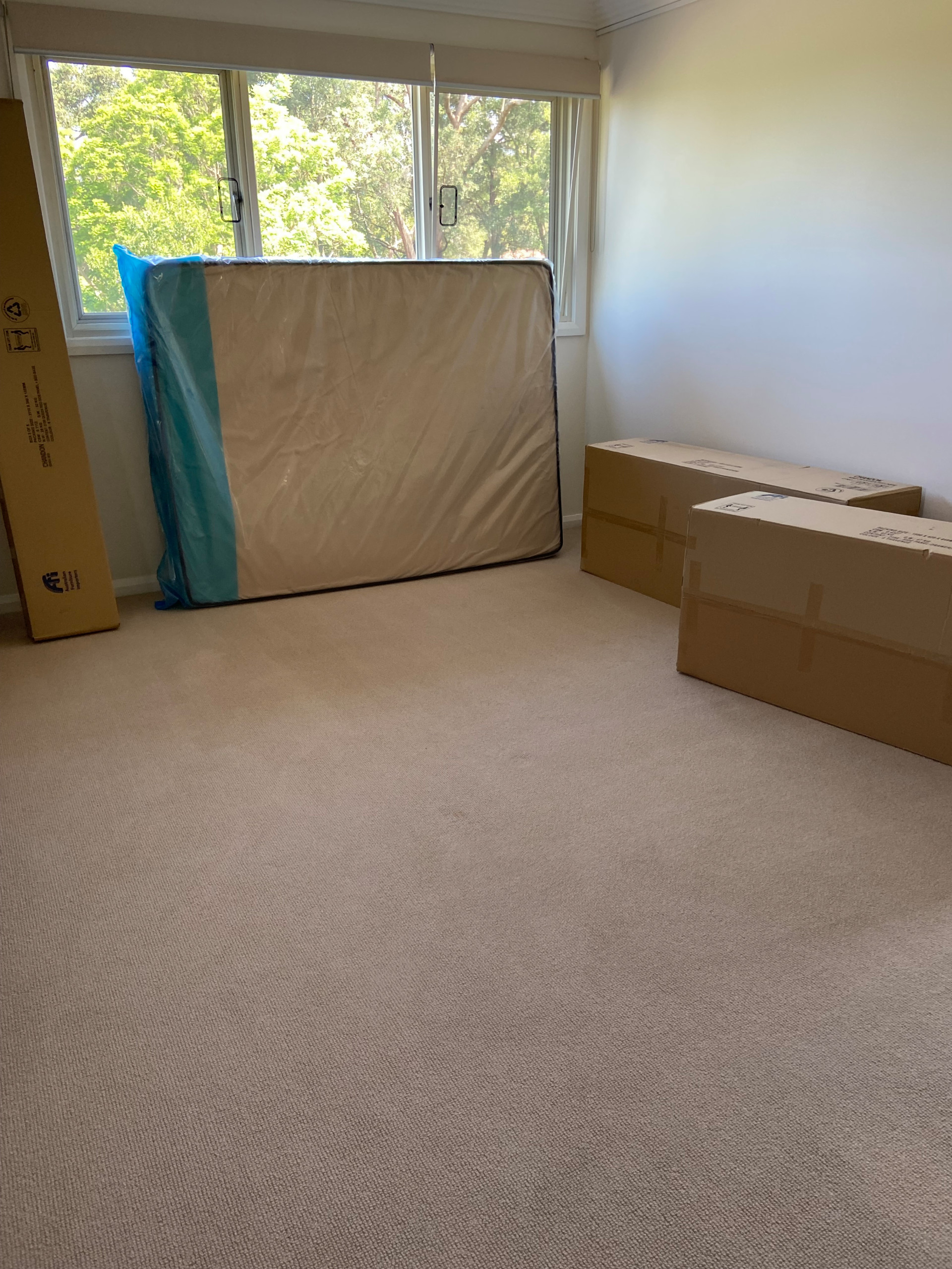 NEW COUNTRY AND NEW HOME FULL Source and stage all furniture and services