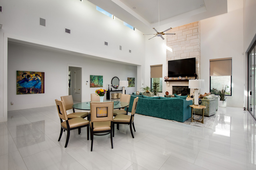 Inspiration for a transitional home design remodel in Austin
