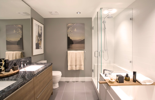 Beacon Tower, Seylynn Developments modern-badezimmer