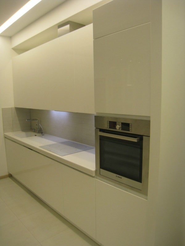 Современный стиль. Модель Maria Luchido