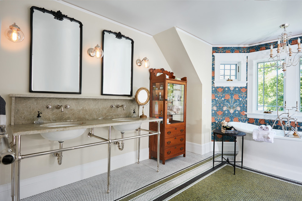 Inspiration för stora grönt en-suite badrum, med öppna hyllor, gröna skåp, ett fristående badkar, en dusch i en alkov, en bidé, grön kakel, stenhäll, vita väggar, klinkergolv i keramik, ett konsol handfat, bänkskiva i kvartsit, flerfärgat golv och dusch med gångjärnsdörr
