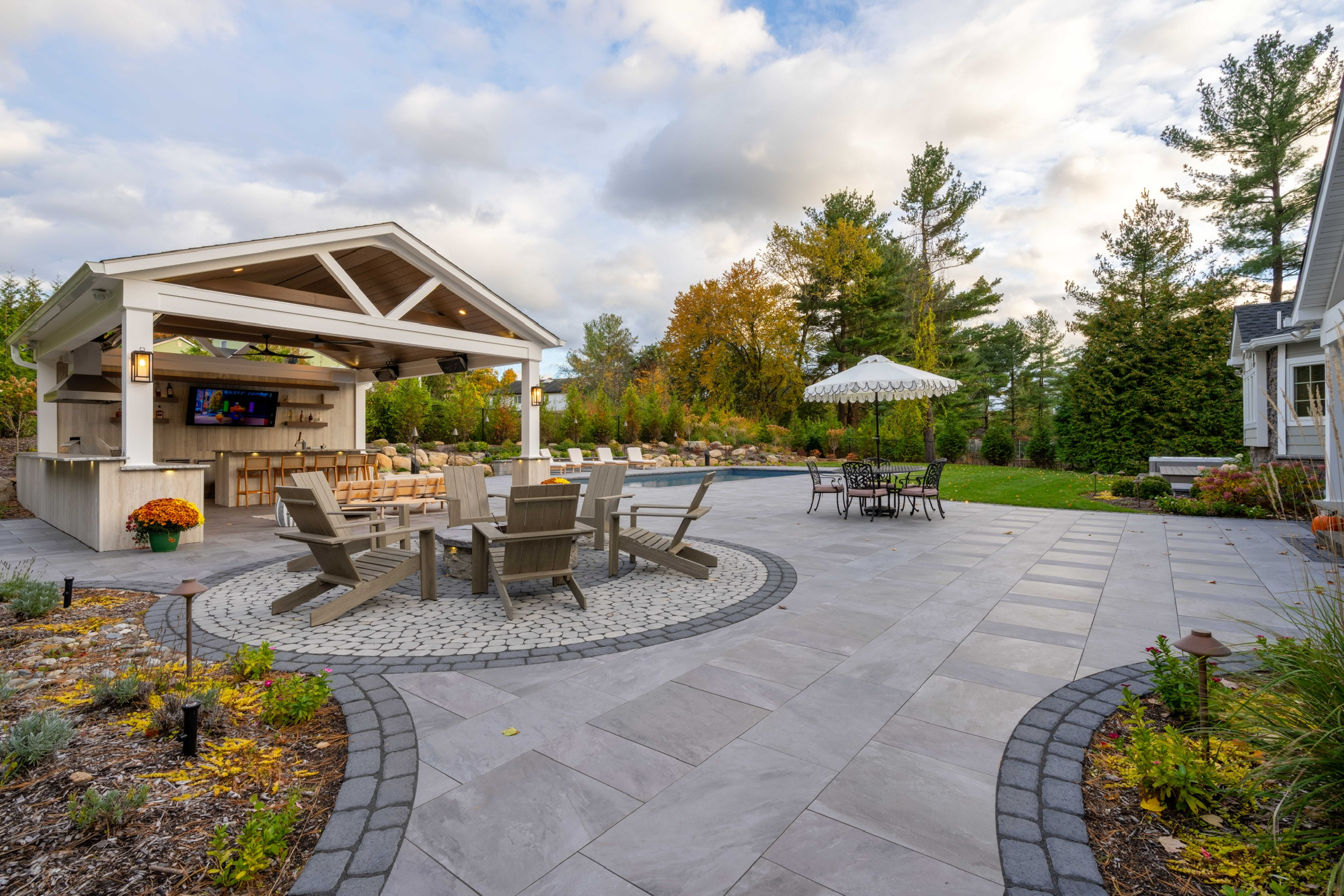 Porcelain Paradise with a Party Pavilian