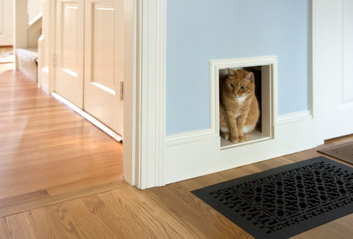 KITTY CLOSET-Helps Your Cat Keep the Litter in the Box and off the Floor! 