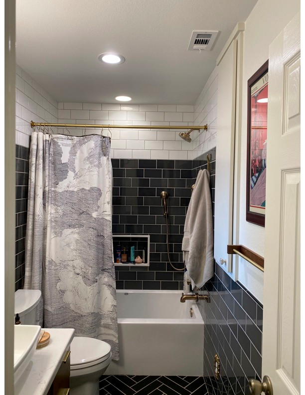 Lake Road - Hall Bathroom Remodel - 2021