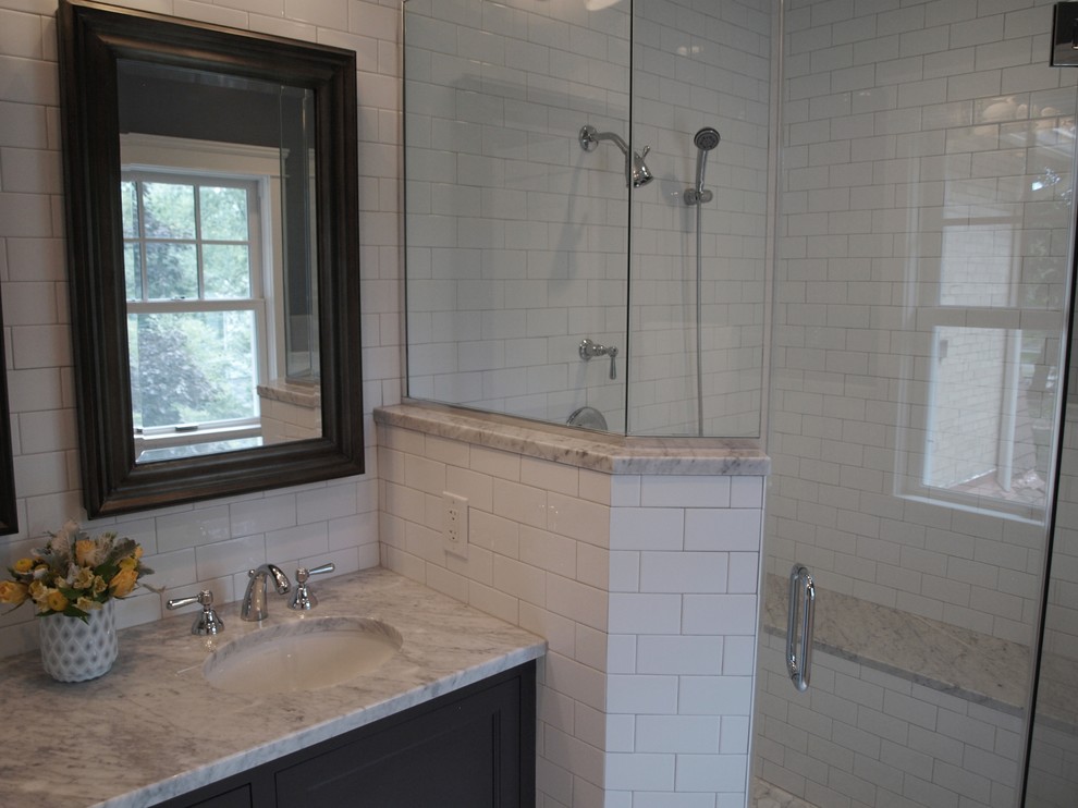 Inspiration for a mid-sized transitional master bathroom in Cleveland with an undermount sink, shaker cabinets, grey cabinets, marble benchtops, a curbless shower, a two-piece toilet, white tile, subway tile, purple walls and marble floors.