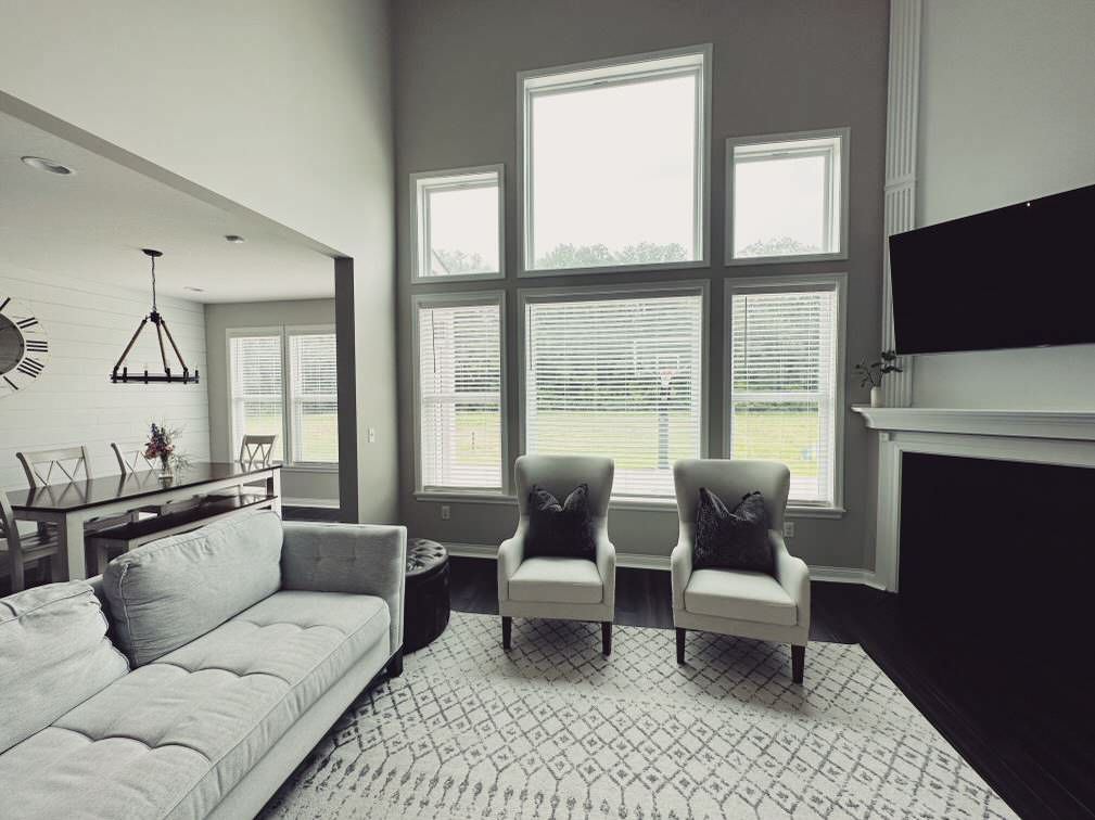 Living room - living room idea in Columbus