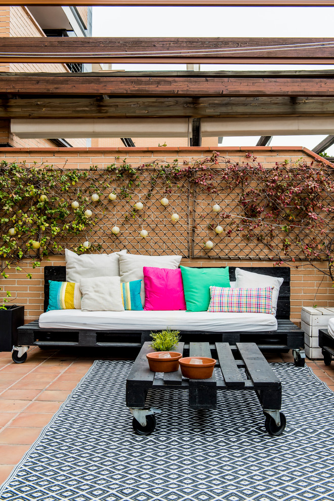 Design ideas for a deck in Madrid.