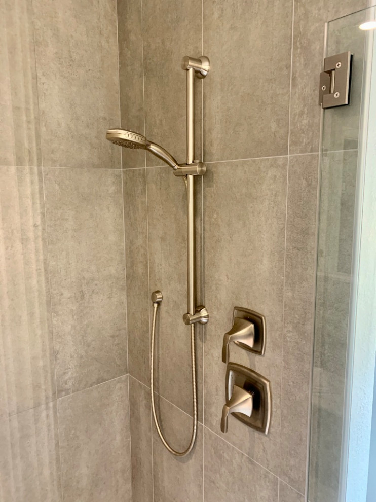 Modern Master Bathroom