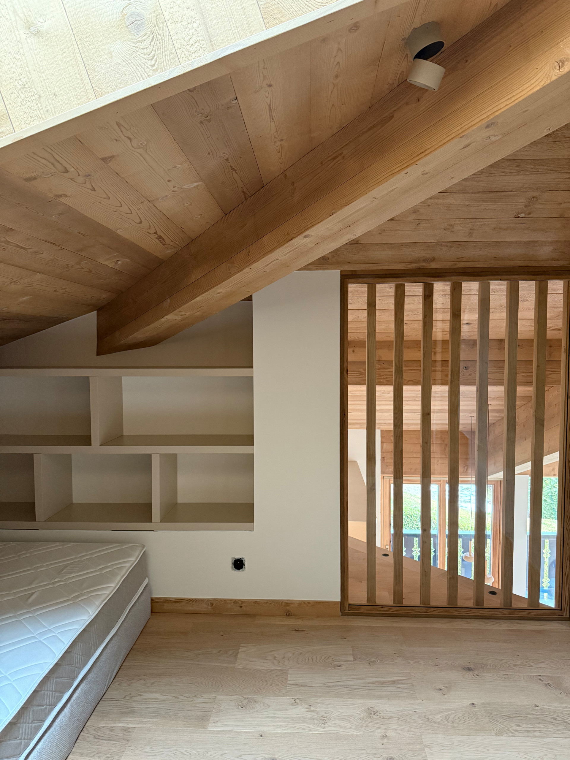 AGENCEMENT CUISINE SALON