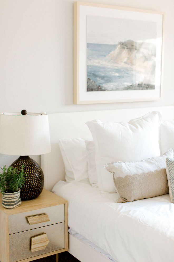 Inspiration for a transitional home design remodel in Dallas