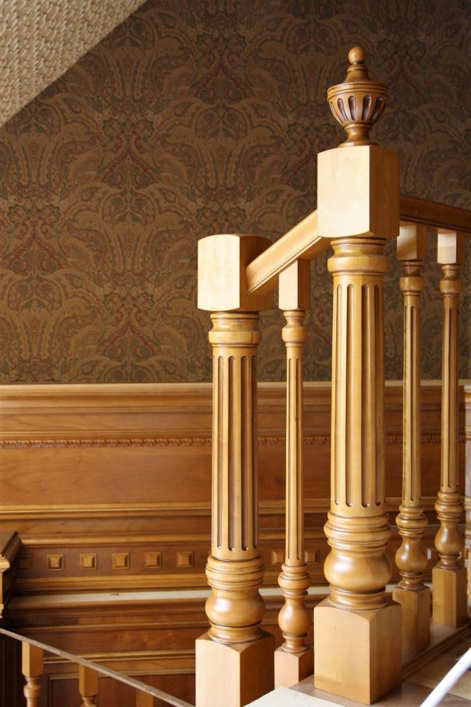 Отделка стен дома деревом