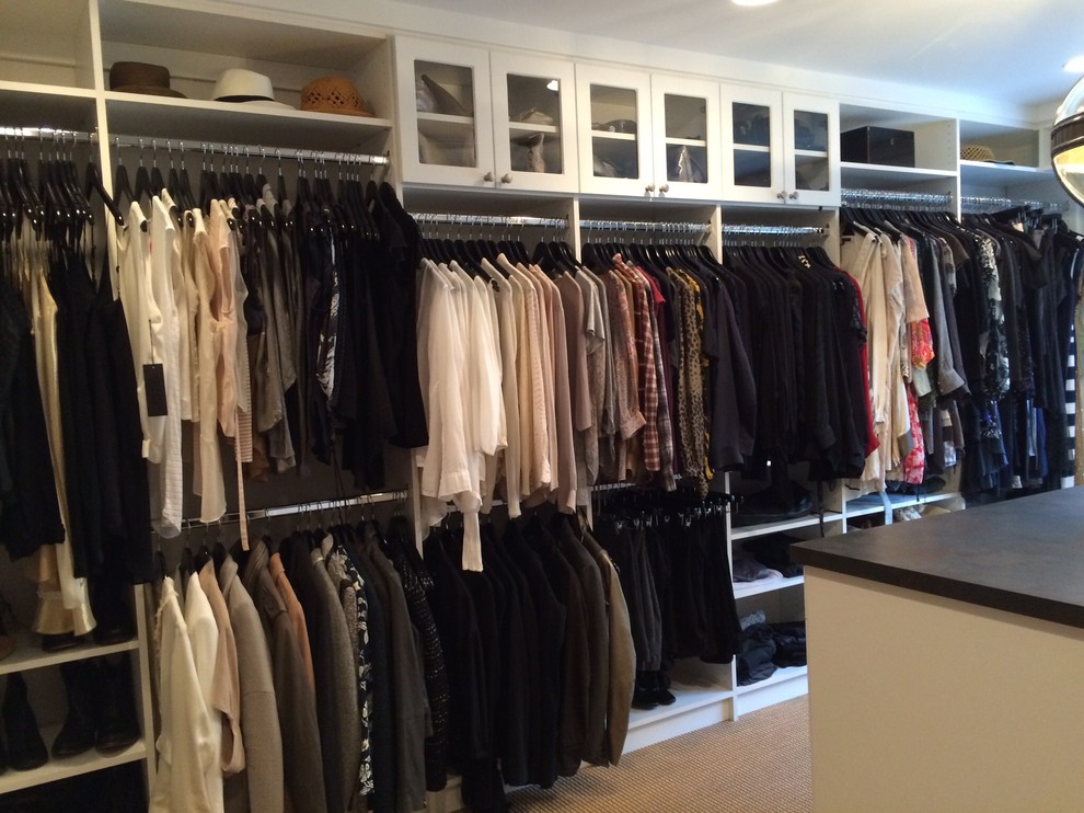 Design ideas for a contemporary storage and wardrobe in Cleveland.