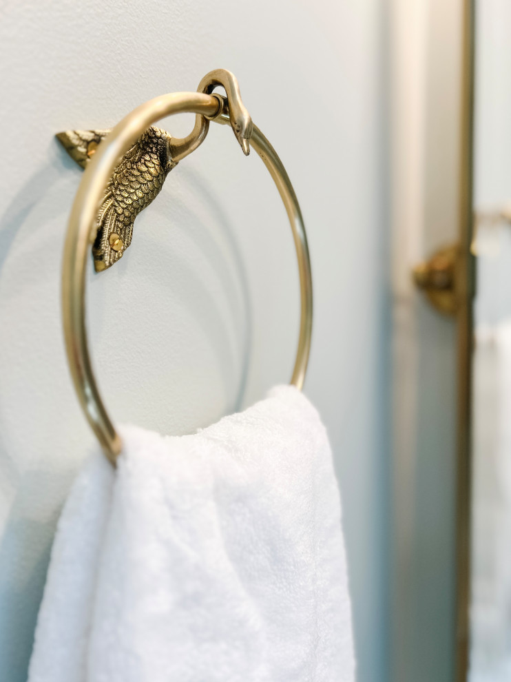 spacious walk-in shower/wet room.