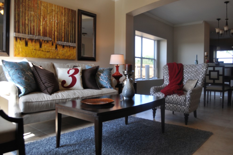 Inspiration for a transitional home design remodel in Austin