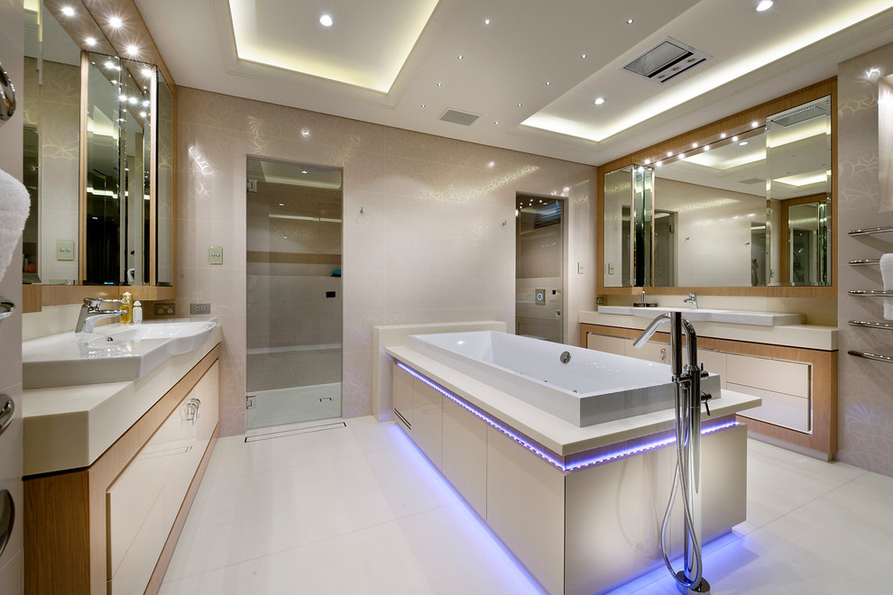 Contemporary bathroom in Perth.