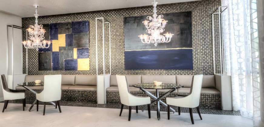 Mid-sized transitional porcelain tile kitchen/dining room combo photo in Houston with beige walls and no fireplace