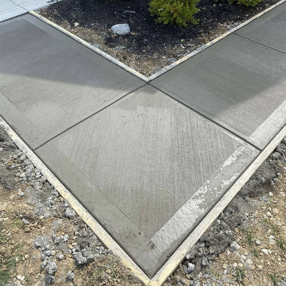 Brushed Concrete Walkway