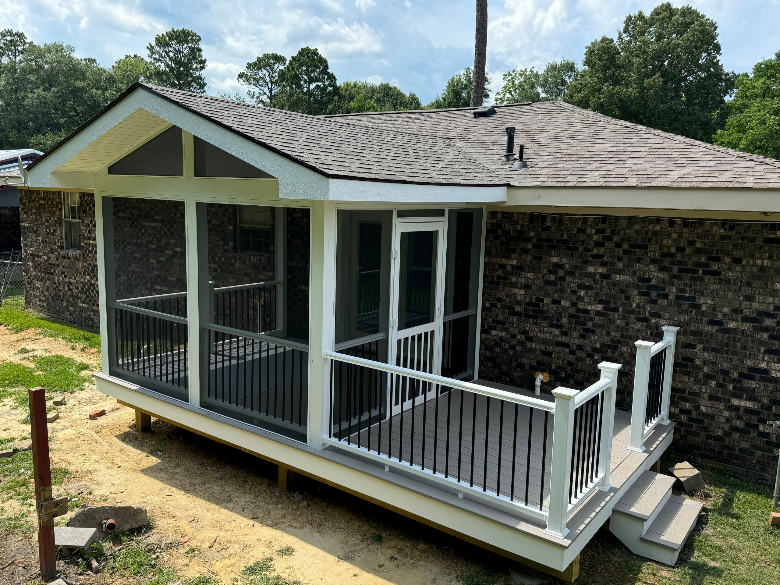 Hattiesburg deck