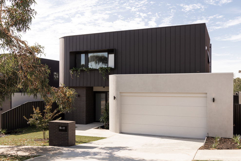 Photo of an industrial home design in Perth.