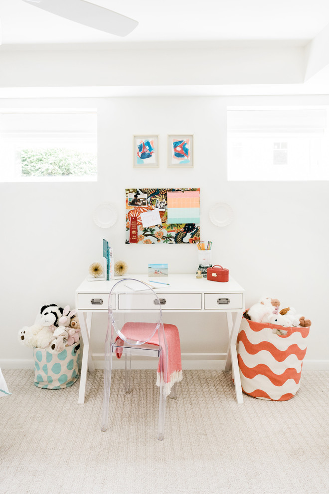 Midcentury kids' study room in Atlanta with white walls for kids 4-10 years old and girls.