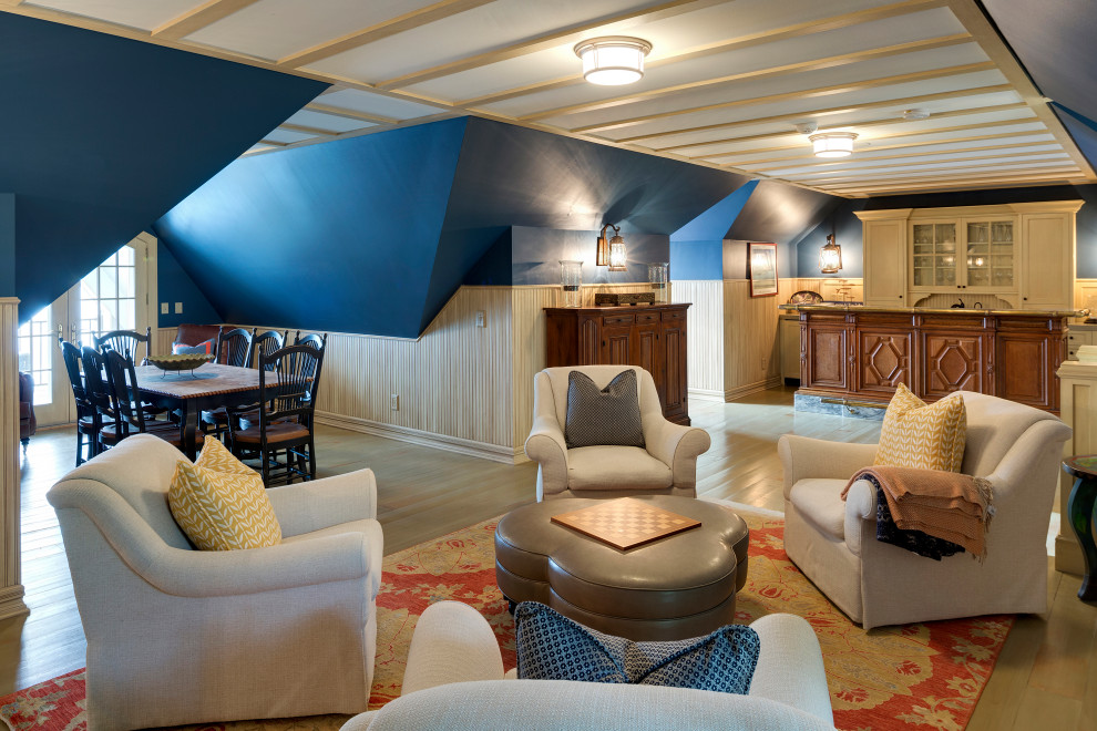 Beach style family room photo in Minneapolis