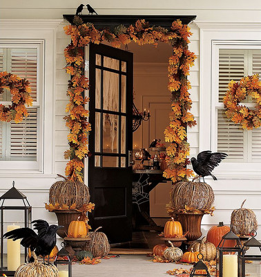 ハロウィンの季節の玄関とエクステリアのデコレーション Houzz ハウズ ハロウィンの季節の玄関とエクステリアのデコレーション Houzz ハウズ
