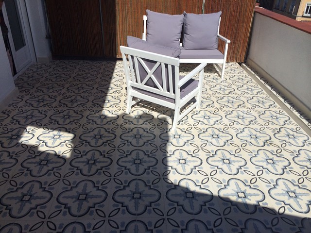 Baldosa hidráulica en exteriores Baldosa hidráulica en exteriores