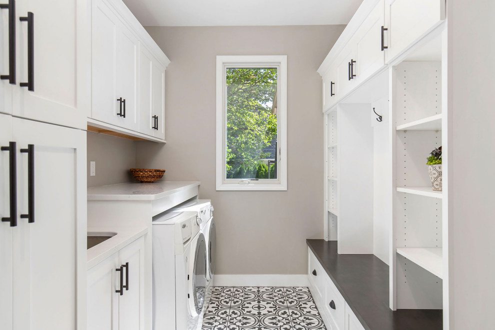Design ideas for a traditional utility room in Other.