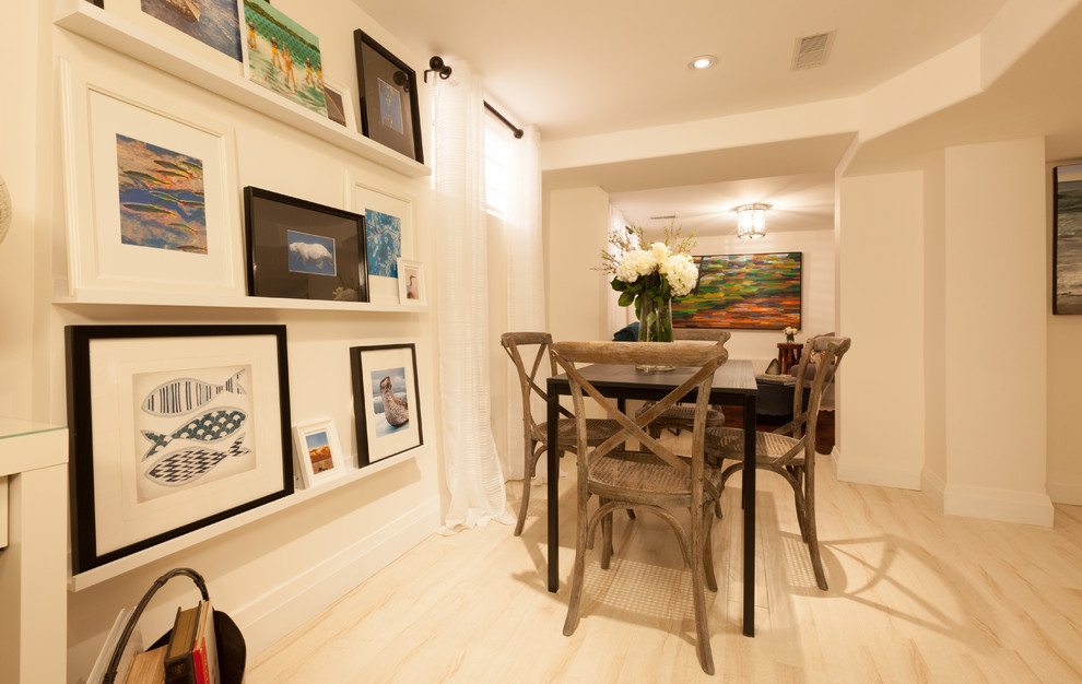 Dining room - transitional dining room idea